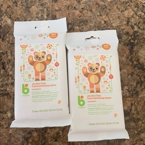 New 2 packages babyganics 20 count each!